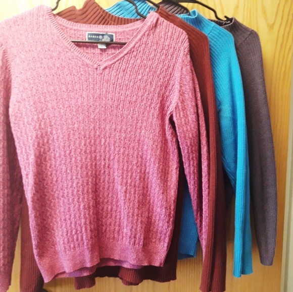 4 sweaters - Bundle - Picture 2 of 6